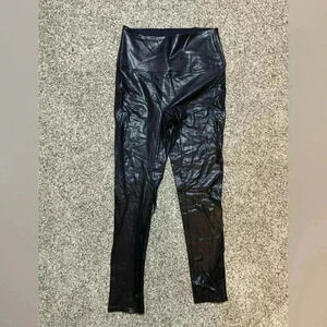 105. Jane and Bleeker Faux Leather Leggings, Size XL, EUC